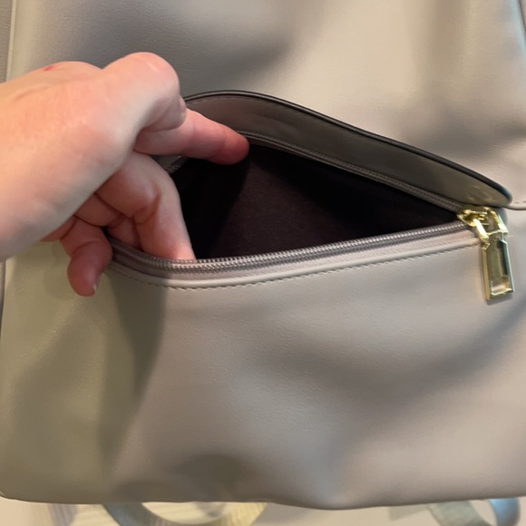 Leather book bag purse like new - Picture 4 of 8